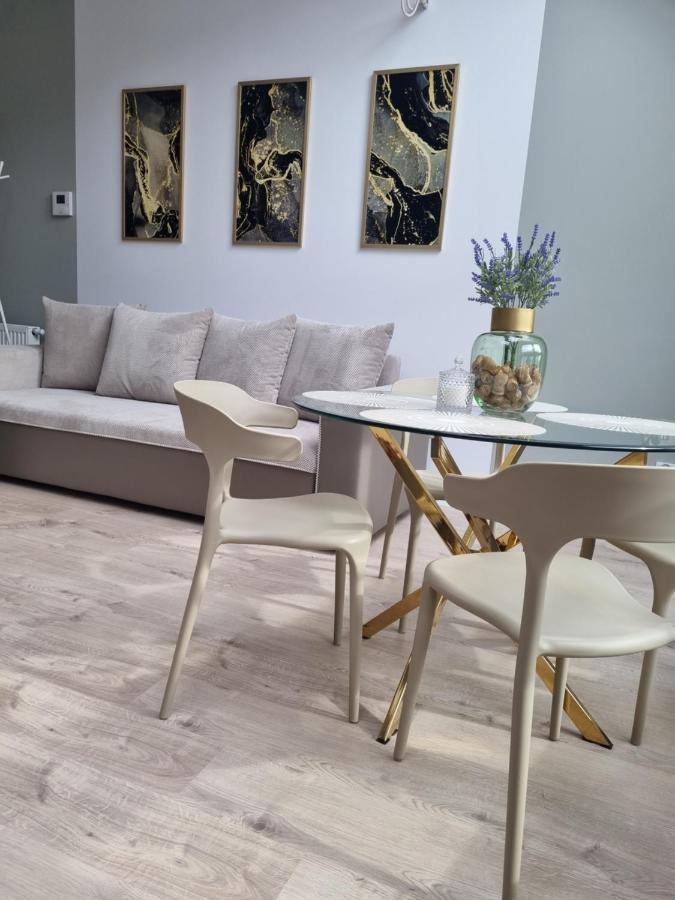 Apartament Miodowa Street Parking Free كراكوفيا المظهر الخارجي الصورة