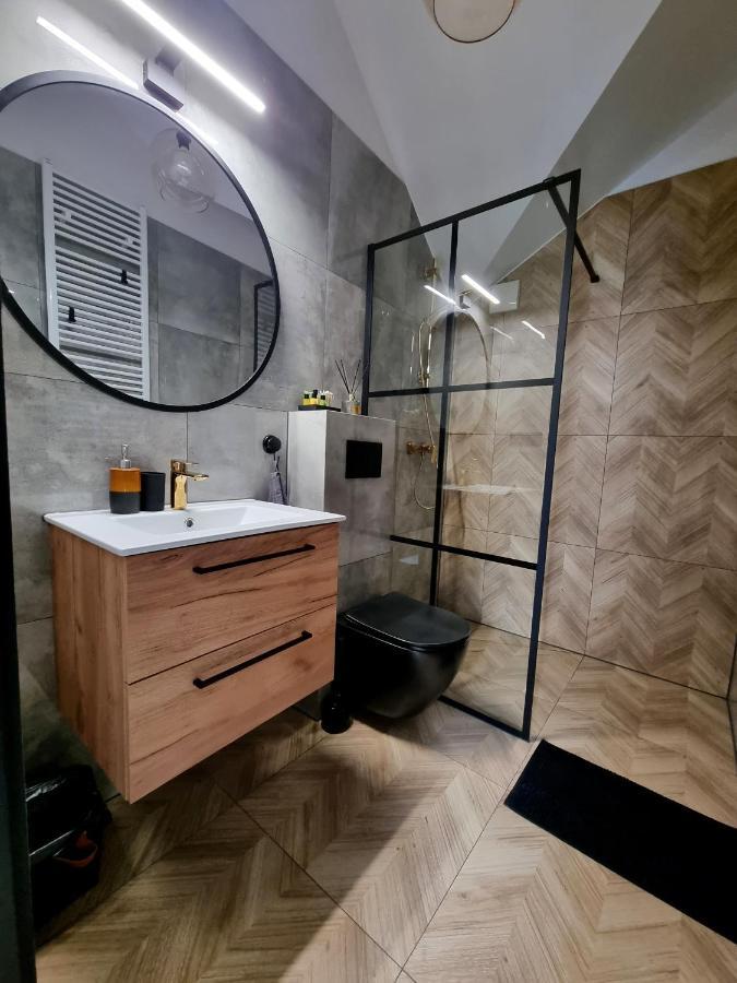 Apartament Miodowa Street Parking Free كراكوفيا المظهر الخارجي الصورة